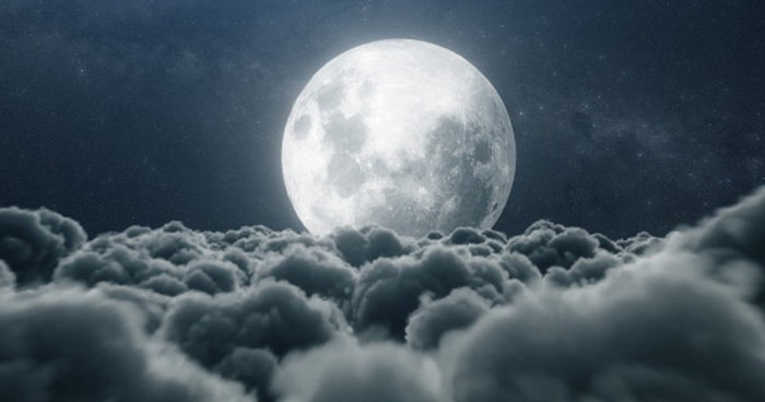 Ovlivňuje úplněk Měsíce náš spánek?